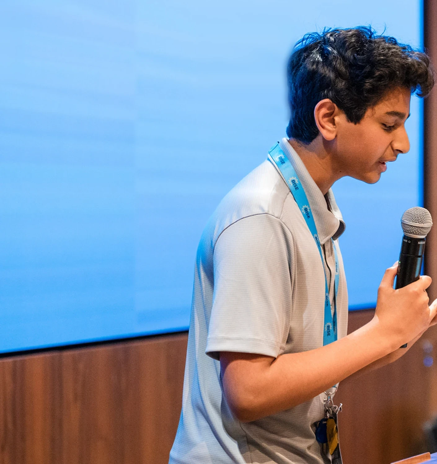 Smaran presenting at the Rise Global Summit